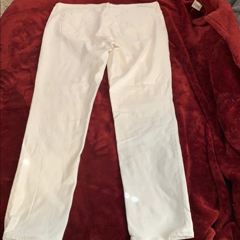 Like new white Calvin Klein skinny jeans size 32 - Picture 3 of 5
